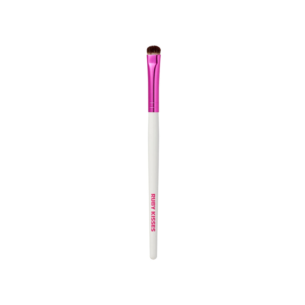 Ruby Kisses – Pensula machiaj RK – C-Curve Eyeshadow