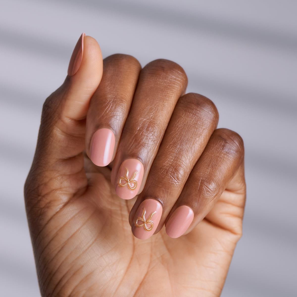 KISS - imPRESS Nails - Close